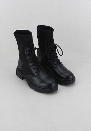 Lararossi Women Boots Black