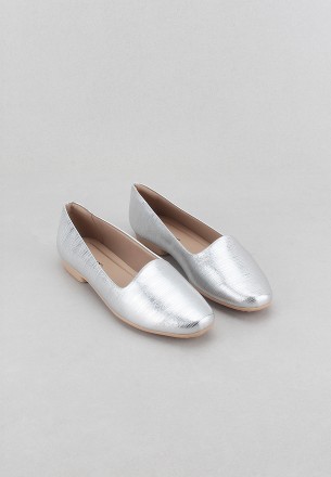 Piccadilly Women Slip Ons Silver