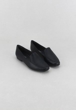 Piccadilly Women Slip Ons and Loafers Black