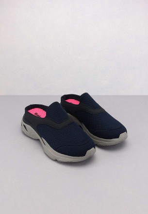 Walkmat Women's Slip Ons Shoes Navy