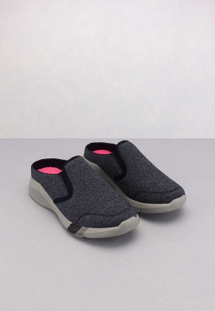 Walkmat Women's Slip Ons Shoes Gray