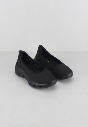 Walkmat Women Slip Ons Black